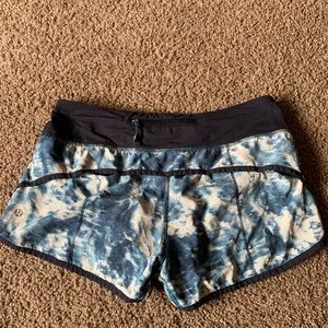 Lululemon Blue/White Speed Up Short Size 6